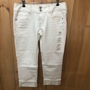 American Eagle Women’s Stretch Jean NWT.